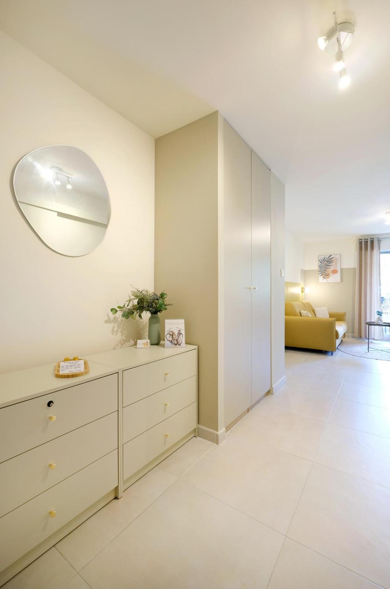 Studio Renove, 5Mn Plage, Terrasse, Clim, Velos Сен-Мандрие-сюр-Мер Экстерьер фото